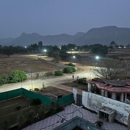 Green Vatika Farm Jaipur Buitenkant foto